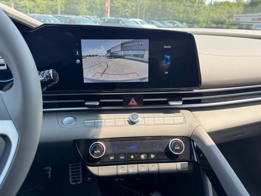 New 2026 Hyundai Elantra SEL FWD image 33