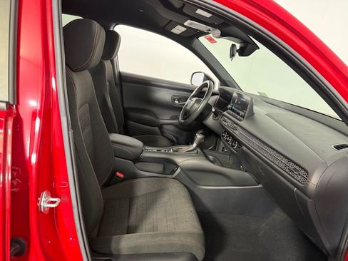 Used 2024 Honda HR-V Sport image 30