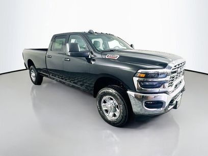 New 2026 RAM 2500 Tradesman w/ Chrome Appearance Group