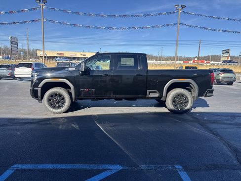 New 2026 GMC Sierra 2500 AT4 image 7