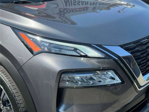 Used 2023 Nissan Rogue SV image 8