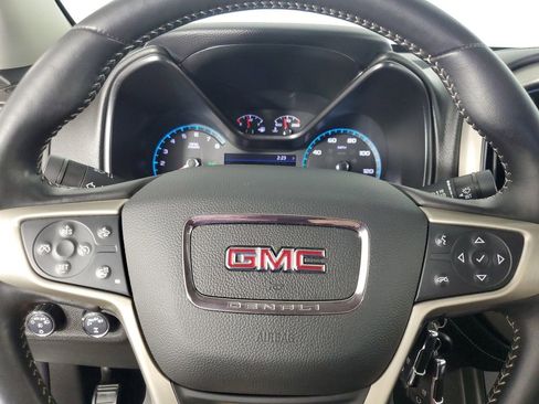 Used 2021 GMC Canyon Denali image 22