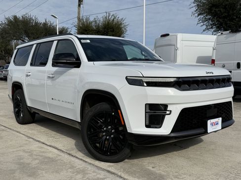 New 2026 Jeep Grand Wagoneer L Limited image 2