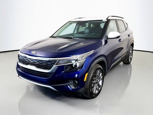 Used 2021 Kia Seltos S image 4