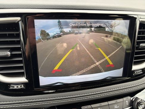 New 2026 Chrysler Pacifica Select image 17
