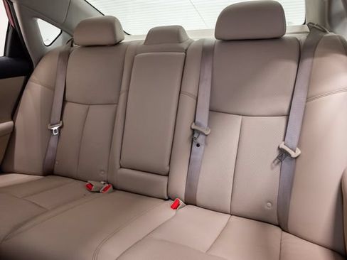 Used 2015 Nissan Altima 3.5 SL FWD image 22