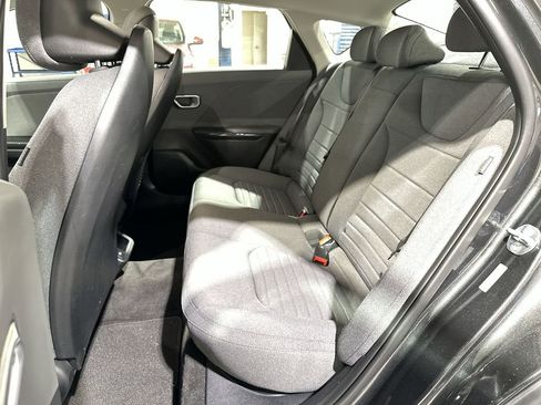 Used 2025 Kia K4 EX image 23