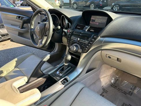 Used 2010 Acura TL w/ Technology Package image 9