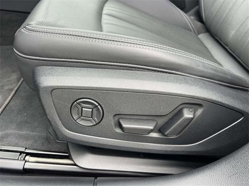 Certified 2025 Audi A6 3.0T Premium w/ Convenience Plus Package image 19