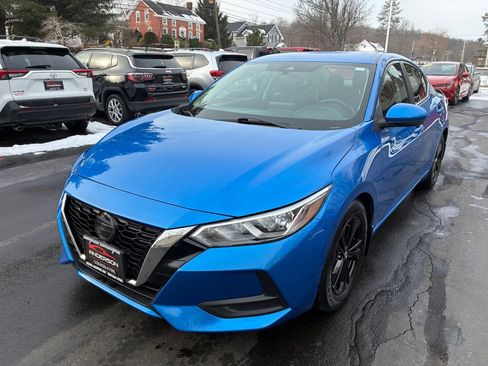 Used 2020 Nissan Sentra SV w/ Trunk Package image 3