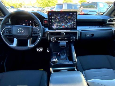 Used 2025 Toyota Tacoma TRD Sport image 15