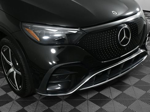 Used 2023 Mercedes-Benz EQE 500 4MATIC SUV image 33