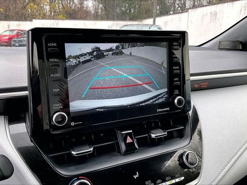 Used 2022 Toyota Corolla SE image 25