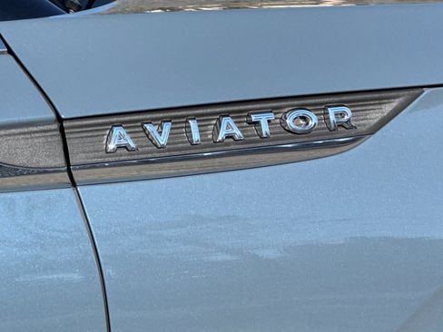 New 2026 Lincoln Aviator Reserve AWD/4WD image 7