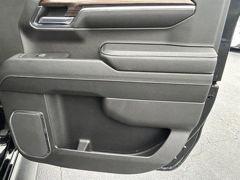 Used 2023 Chevrolet Silverado 1500 LT Trail Boss w/ LT Trail Boss Premium Package image 28