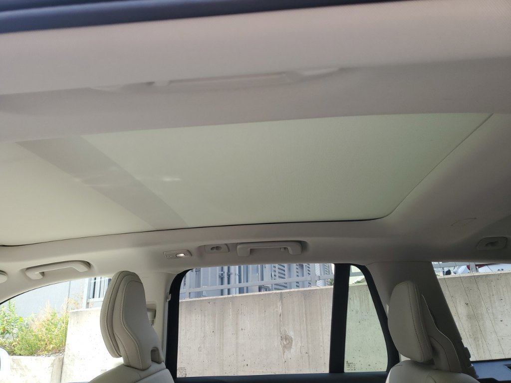 Certified 2024 Volvo XC90 T8 Plus AWD/4WD image 18