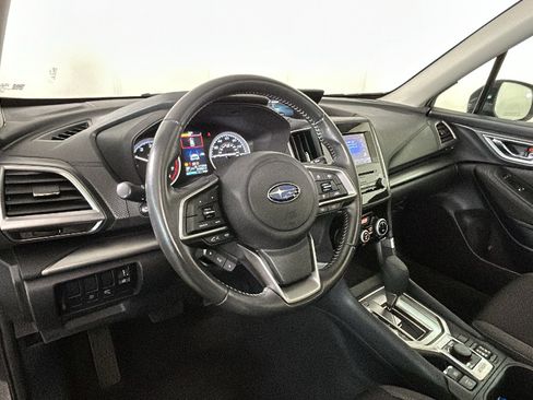 Used 2019 Subaru Forester Premium AWD/4WD image 13