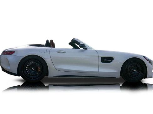 Used 2018 Mercedes-Benz AMG GT C image 2