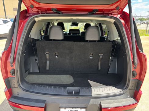 Used 2025 Hyundai Santa Fe SEL image 34