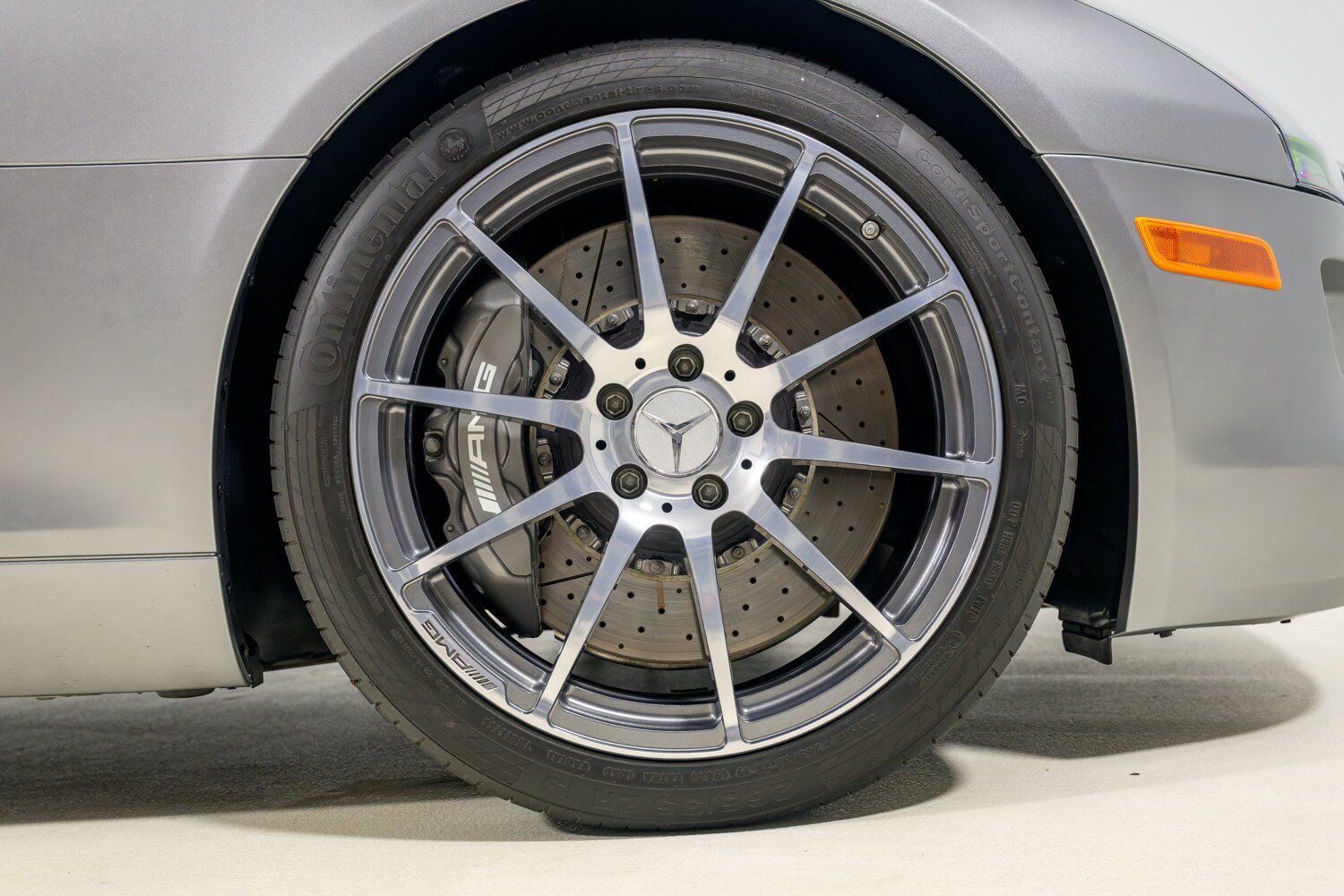 Used 2011 Mercedes-Benz SLS AMG Coupe image 12