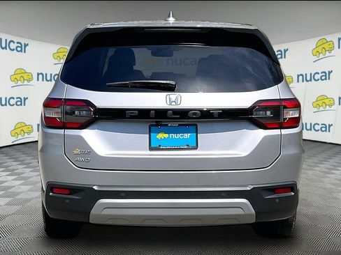 Used 2024 Honda Pilot EX-L image 5