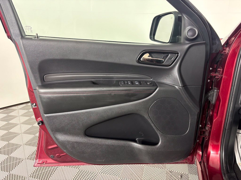 Used 2025 Dodge Durango GT w/ Blacktop Package RWD image 15