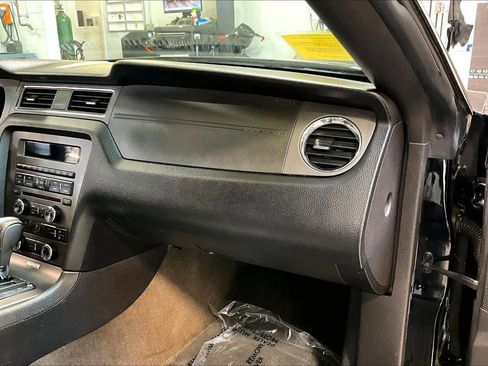 Used 2014 Ford Mustang V6 w/ Equipment Group 102A image 18