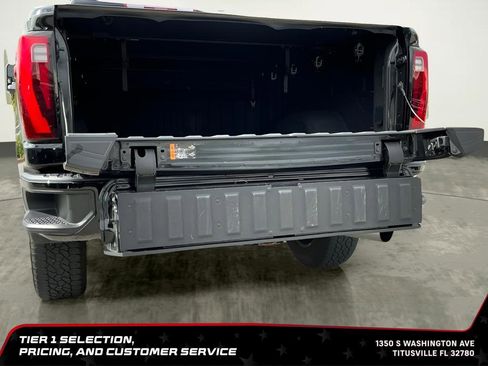 Used 2024 GMC Sierra 2500 Denali w/ Denali Reserve Package AWD/4WD image 18