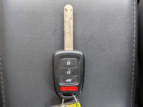 Used 2020 Honda HR-V LX image 32