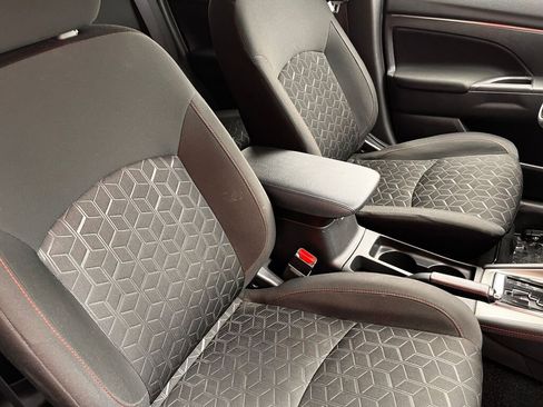Used 2022 Mitsubishi Outlander Sport LE AWD/4WD image 30