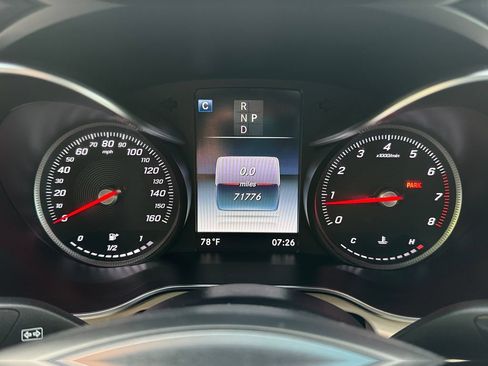 Used 2018 Mercedes-Benz GLC 300 4MATIC image 26