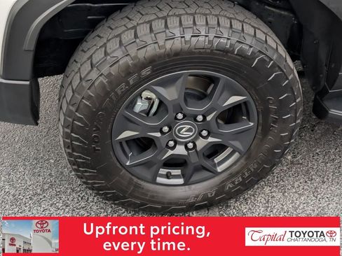 Used 2024 Lexus GX 550 image 9