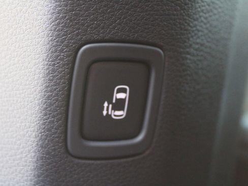 New 2026 Kia Carnival EX image 8