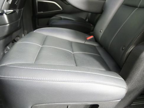 Used 2023 Kia Telluride EX w/ EX Captain's Chair Package image 14