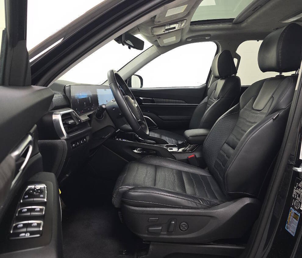 Used 2023 Kia Telluride SX Prestige X-Line AWD/4WD image 6
