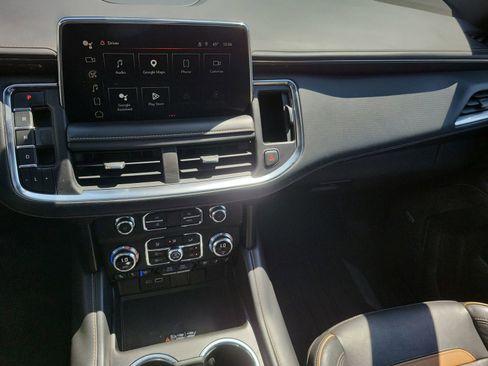 Certified 2022 GMC Yukon XL AT4 AWD/4WD image 13