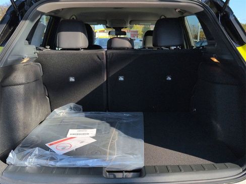 New 2026 Nissan Kicks SR w/ Cold Weather Package image 17