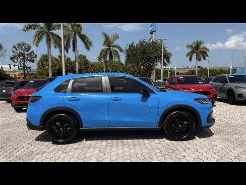 Certified 2026 Honda HR-V Sport image 8