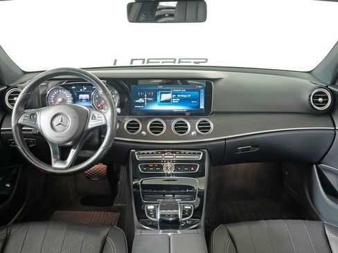 Used 2017 Mercedes-Benz E 300 4MATIC image 15