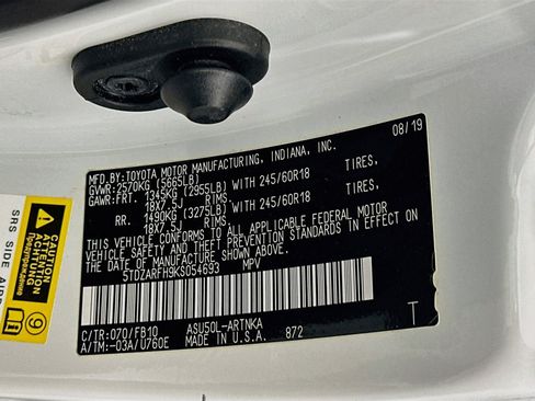 Used 2019 Toyota Highlander LE FWD image 12