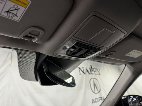 Used 2023 Acura MDX SH-AWD w/ Technology Package image 40