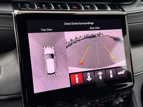 New 2025 Jeep Grand Cherokee Overland w/ Adv Protech Group III image 21