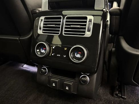 Used 2020 Land Rover Range Rover HSE AWD/4WD image 40