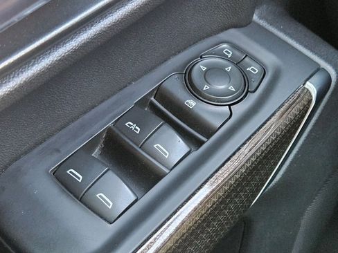 Used 2021 Chevrolet Silverado 1500 RST w/ Z71 Off-Road Package image 16