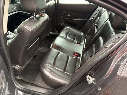 Used 2014 Chevrolet Cruze LT FWD image 12
