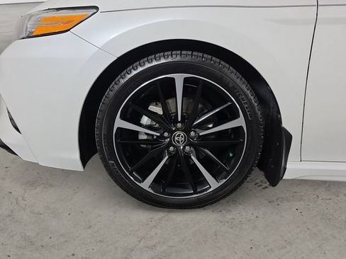 Used 2020 Toyota Camry XSE w/ Navigation Package AWD/4WD image 9