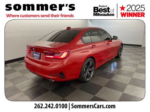 Used 2022 BMW 330i xDrive Sedan w/ Premium Package 2 AWD/4WD image 5