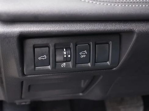 Used 2024 Subaru Outback Limited AWD/4WD image 17