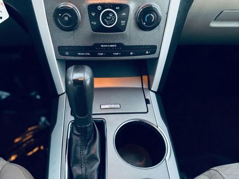 Used 2014 Ford Explorer FWD image 18