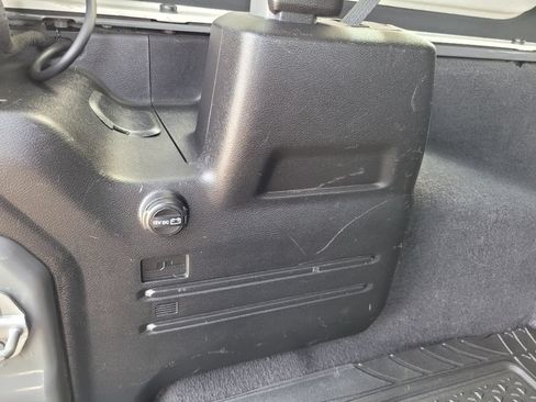Used 2021 Jeep Wrangler Unlimited Sahara AWD/4WD image 50